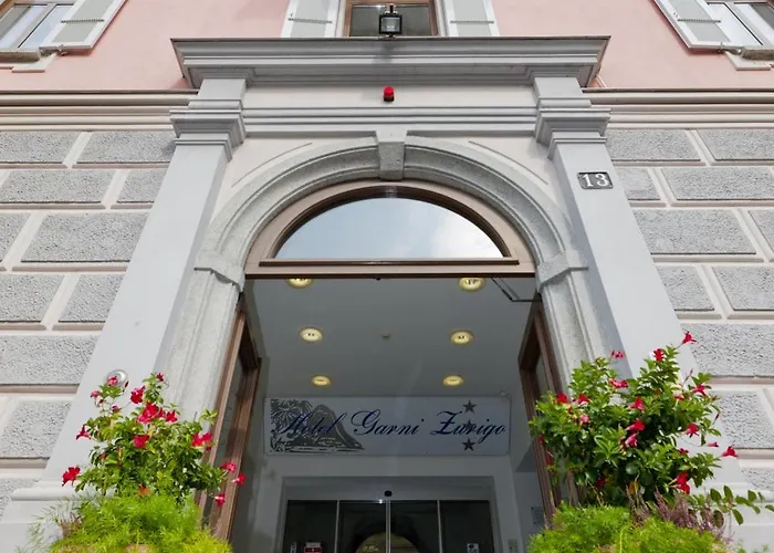 Otel Zurigo Downtown 3*